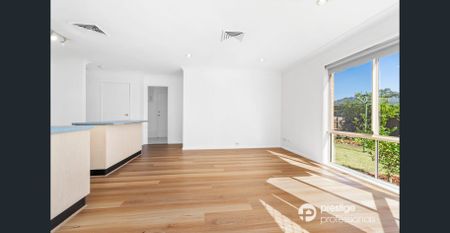 Well Presented Home! - Photo 2