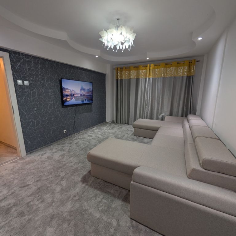 Renovat, 2 camere decomandate - 64 mp , etaj intermediar, No - Fotografie 1