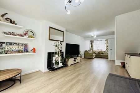 Bakewell Close - Photo 2