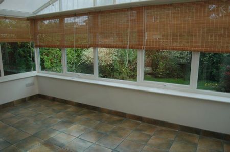 3 Bedroom Detached House For Rent - Photo 3