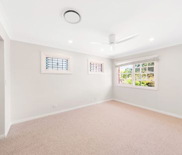 Stunning Fully Renovated Family Home - Photo 6