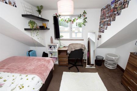 7 bedroom house to rent - Photo 3