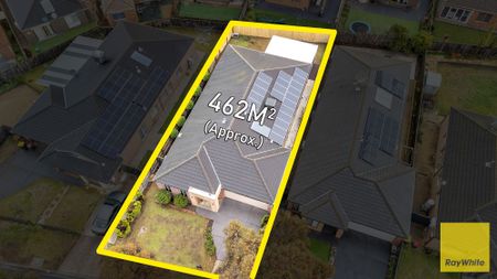 North-East Facing Beauty - Where Style Meets Convenience in Tarneit! - Photo 5