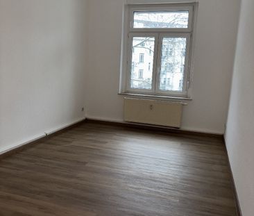 Frisch sanierte 3-Zimmer-Wohnung mit Balkon - Erstbezug nach Sanierung - Foto 4