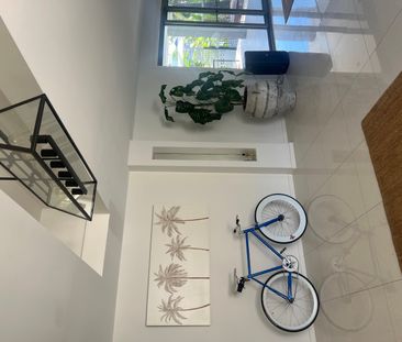 Broadbeach Waters - Photo 6