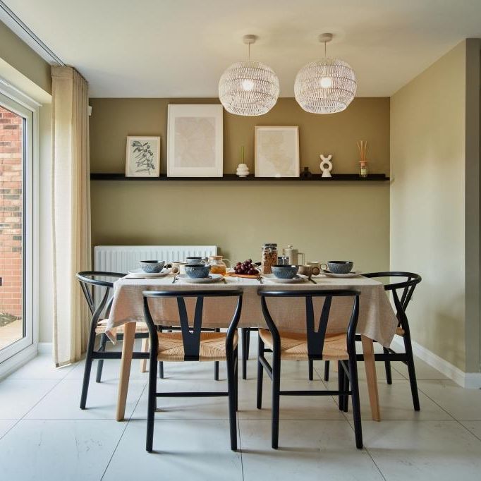 3 bedroom end of terrace house to rent - Photo 1