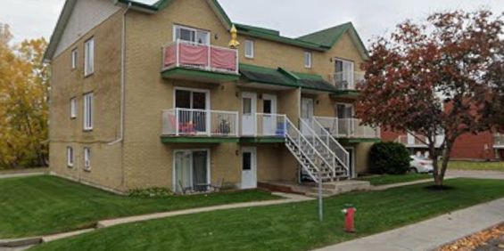 Superbe 5 1/2 à Louer - Photo 3