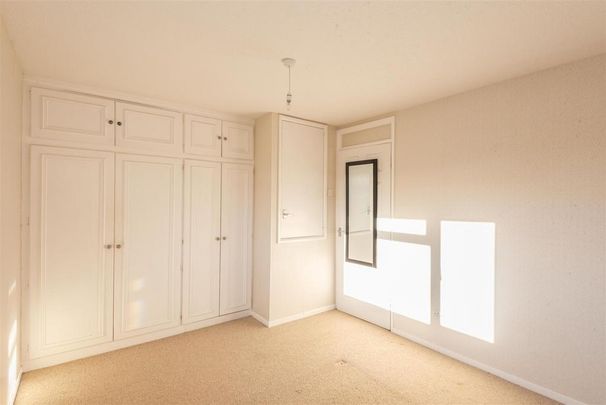 2 bedroom townhouse to rent - Photo 1