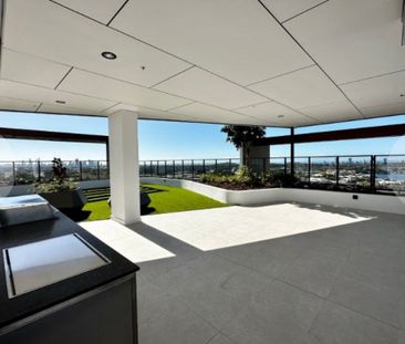 Varsity Lakes - Photo 6