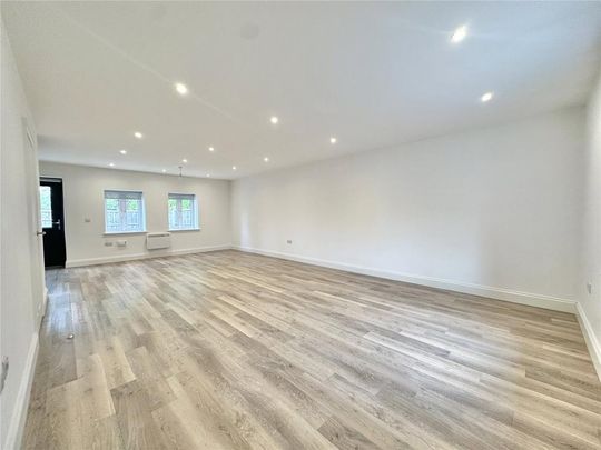 3 bedroom bungalow to rent - Photo 1