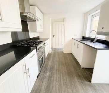 Grove Road, Hastings, TN35 - Photo 2