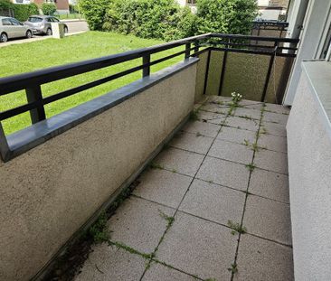 Frisch renovierte Erdgeschosswohnung mit ca. 69 m² Wohnfläche, 3 Zimmern und Balkon - Photo 1