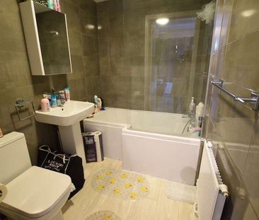 Pine Grange, Bath Road, Bournemouth, BH1 - Photo 6