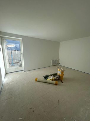 2.5 und 3.5 Zimmerwohnungen Erstvermietungen nach Kernsanierung! - Photo 1