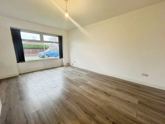 Heol Y Pia, CAERPHILLY - Photo 1