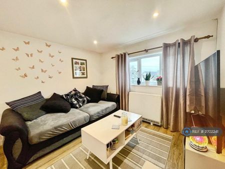 1 bedroom flat to rent - Photo 5