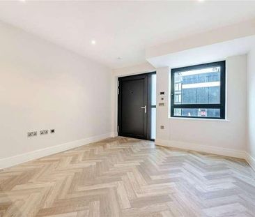 Cockfosters Road, Cockfosters, London, EN4 - Photo 2