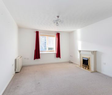 Banyard Close, Cheltenham GL51 7SX - Photo 2