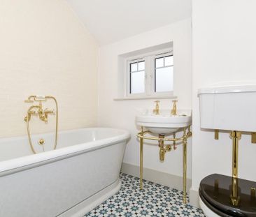 4 bedroom terraced house to rent - Photo 6