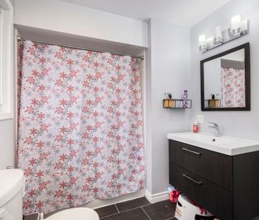 For Lease - 45 Raftus Square, Barrhaven, Ontario - Photo 5