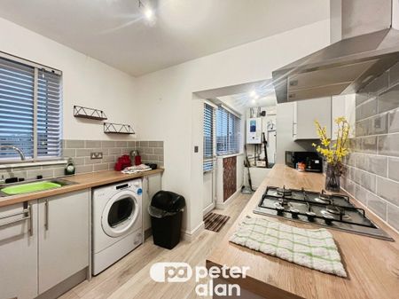 Swan Street, Llantrisant, PONTYCLUN - Photo 3