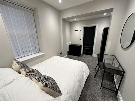 Milton Road, Birkenhead - Photo 5