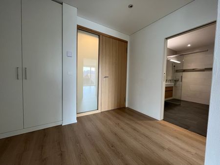 3.5 Zimmer, 92 m², 2. Stock - Photo 4