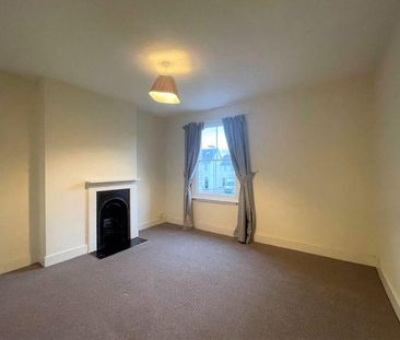 2 bedroom end of terrace house to rent - Photo 1
