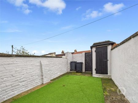 2 bedroom terraced house to rent - Photo 2