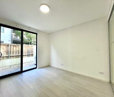 Radiant Charming Two Bedder plus Study Apartment in Epping - Photo 1