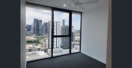 ONE BEDROOM PLUS STUDY ROOM - EXQUISITE LIVING NEAR THE CITY - Photo 5