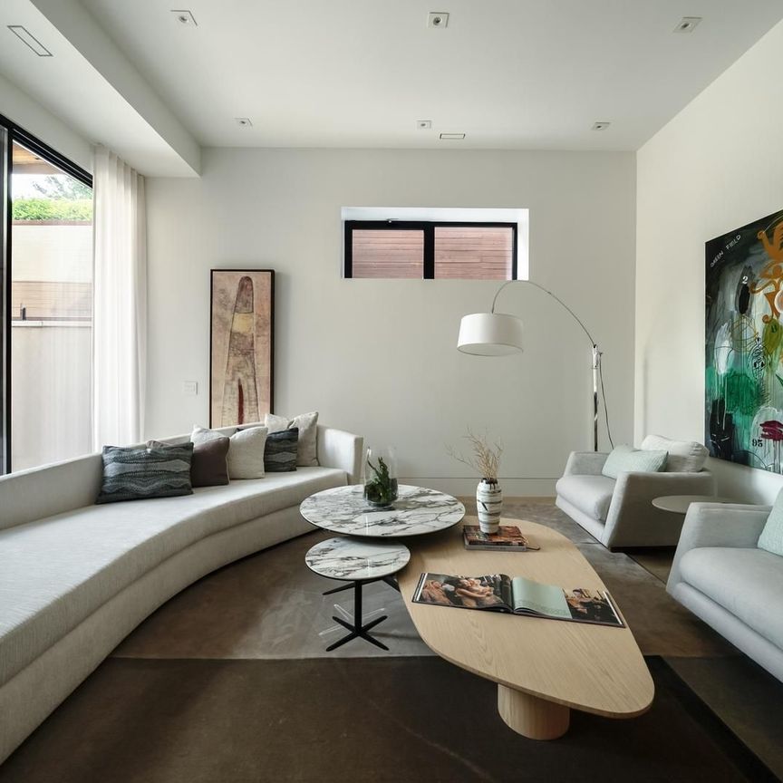 For Lease - 126 Sherwood Avenue, Toronto, Ontario - Photo 1