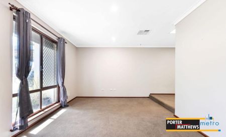 Designed for relaxed family living! - Photo 5