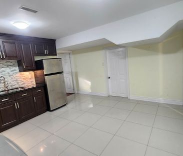 For Lease - 53 Havendale Road Unit# Basement, Toronto, Ontario - Photo 4