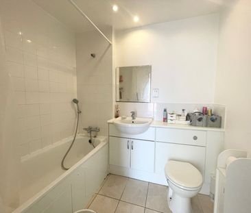 Rill Court, Spring Place, Barking IG11 - Photo 4