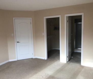 For Lease - 5 Mccandless Crt Court, Milton, Ontario - Photo 6