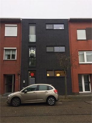 Prachtig recent nieuwbouwappartement met 2 slaapkamers en terras. - Foto 1