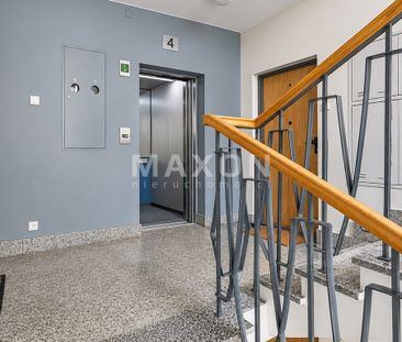 Warszawa, Wola, ul. Żelazna - Фото 2