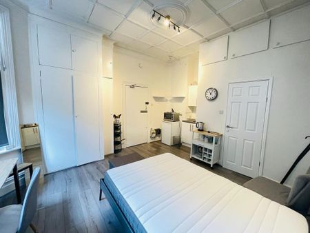 Studio to rent - Photo 4