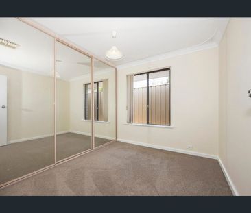 4 Esher Place, Morley, WA 6062 - Photo 2