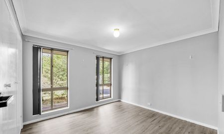 FAMILY HOME - Photo 5