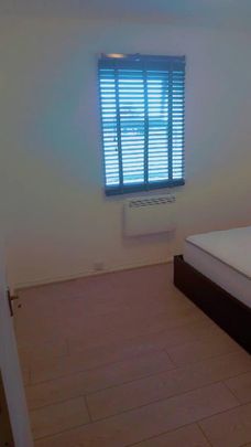 1 bedroom in a flat share to rent - Photo 1