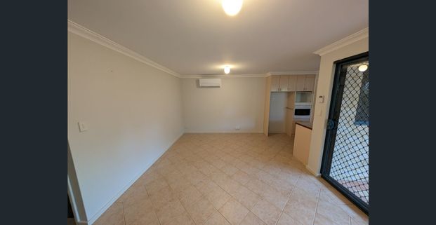 PRIME LOCATION! - Photo 1