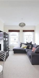 2 bedroom flat in Stockwell - Photo 3