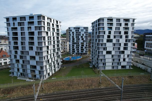 Appartement de 2.5 pièces au 9ème étage avec vue ! - Photo 1