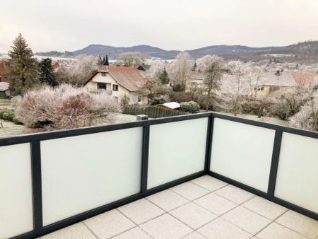 Gemütliche 3-ZKB-Dachgeschosswohnung mit Balkon in ruhiger Wohnlage von Baunatal-Grossenritte - Foto 2