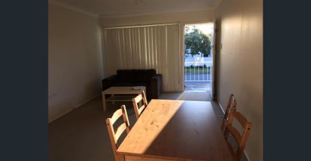2 bedroom unit in Sunnybank - Photo 4