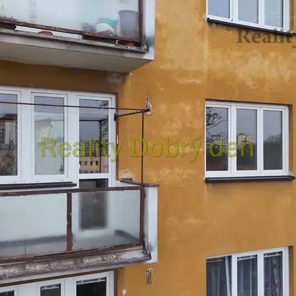 Pronájem 2+1 s balkonem, cihla, Solná, Opava - Fotografie 1