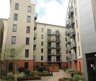 2 Bedroom Apartment - Photo 3