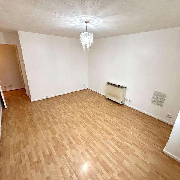 Bell House, Lewis Way, Dagenham, Essex, RM10 - Photo 1